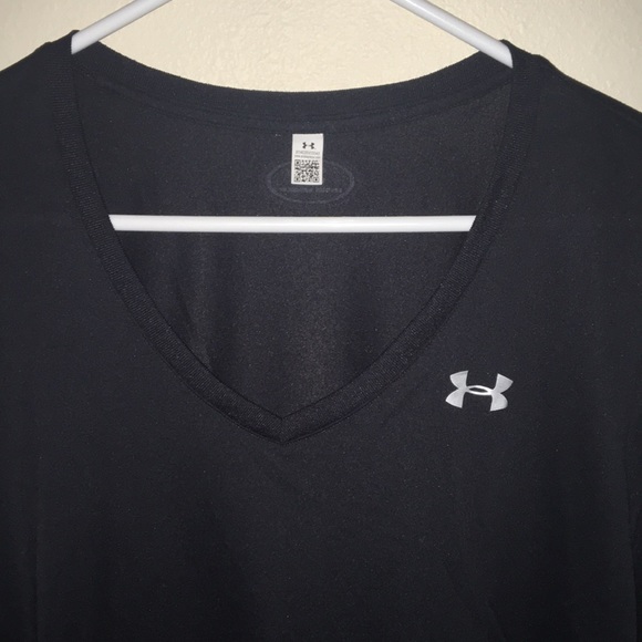Under Armour long sleeve - Picture 2 of 2